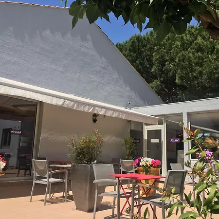 Hotel Kyriad Montpellier Aeroport - Parc Expo 3*
