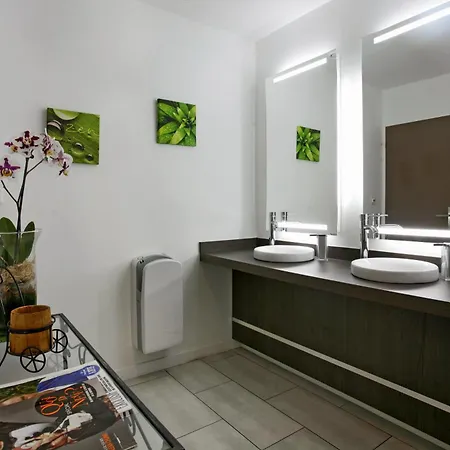 Hotel Kyriad Montpellier Aeroport - Parc Expo
