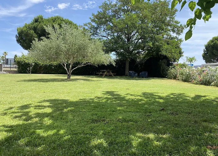 Kyriad Montpellier Aeroport - Parc Expo Hotel Mauguio