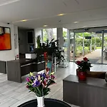 Kyriad Montpellier Aeroport - Parc Expo 3* מוגויו