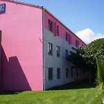 מלון Kyriad Montpellier Aeroport - Parc Expo 3*