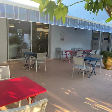 Hotel Kyriad Montpellier Aeroport - Parc Expo 3*