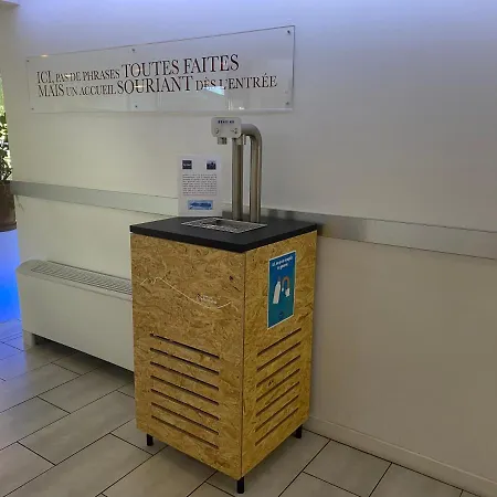 Hotel Kyriad Montpellier Aéroport - Gare Sud De France 3*