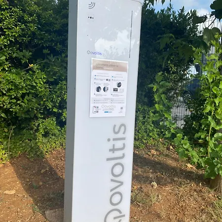 Kyriad Montpellier Aeroport - Parc Expo 3* 莫吉奥