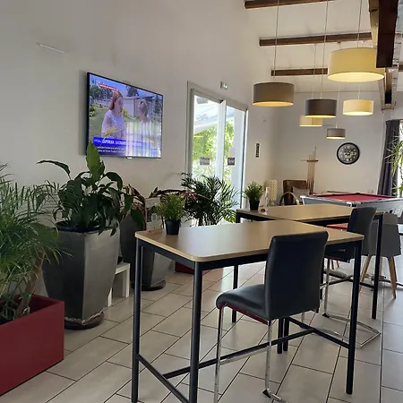 Kyriad Montpellier Aeroport - Parc Expo 3* Mauguio