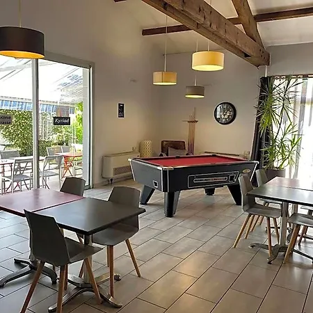 Kyriad Montpellier Aeroport - Parc Expo 3*