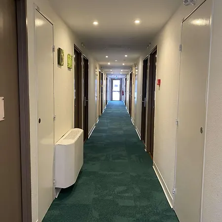 Hotel Kyriad Montpellier Aeroport - Parc Expo Mauguio
