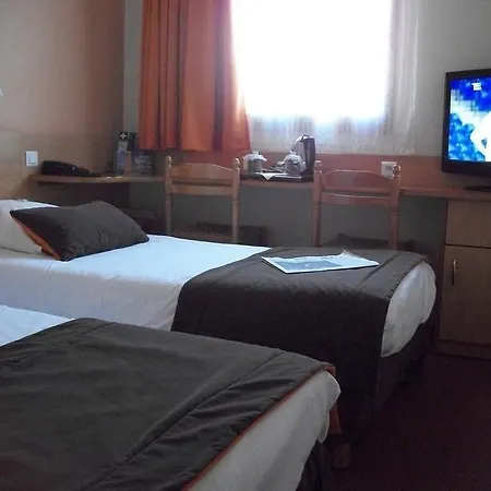 Hotel Kyriad Montpellier Aeroport - Parc Expo Mauguio