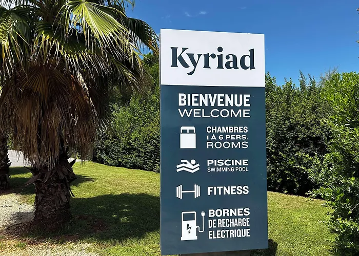 Отель Kyriad Montpellier Aeroport - Parc Expo Могио